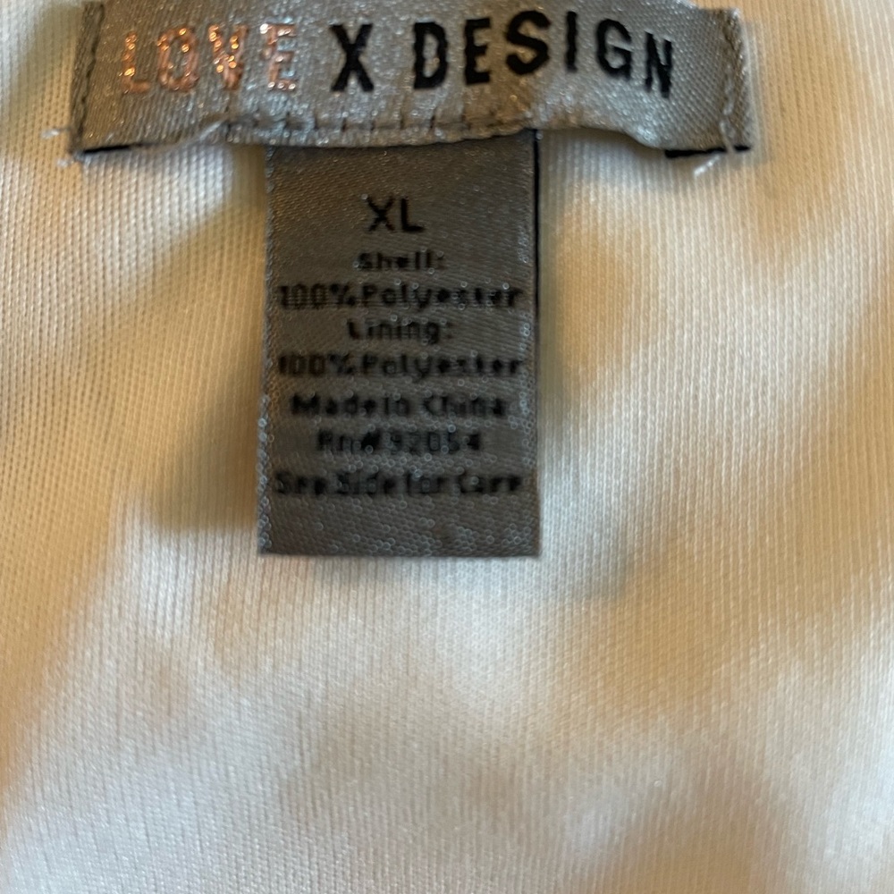Dress - Picture 2 of 4